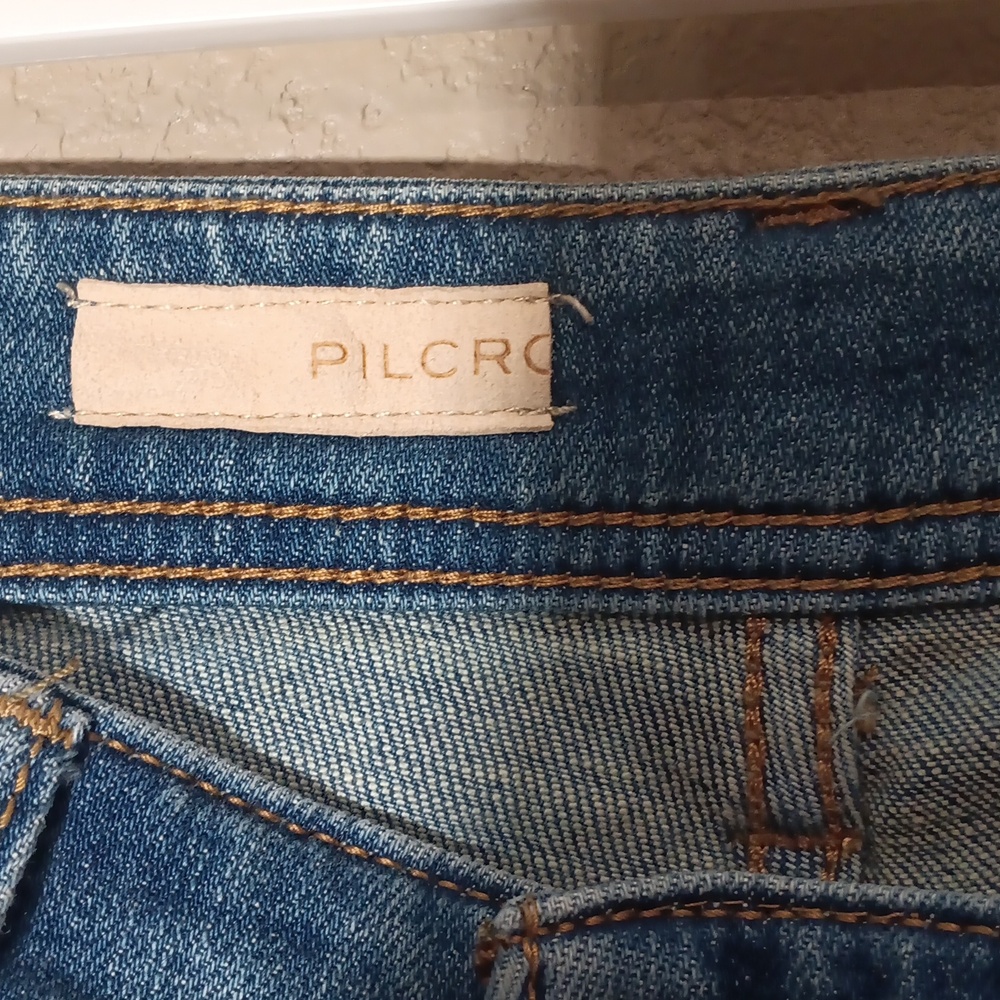 Pilcro Slim Boyfriend Distressed Stretch - Picture 4 of 6